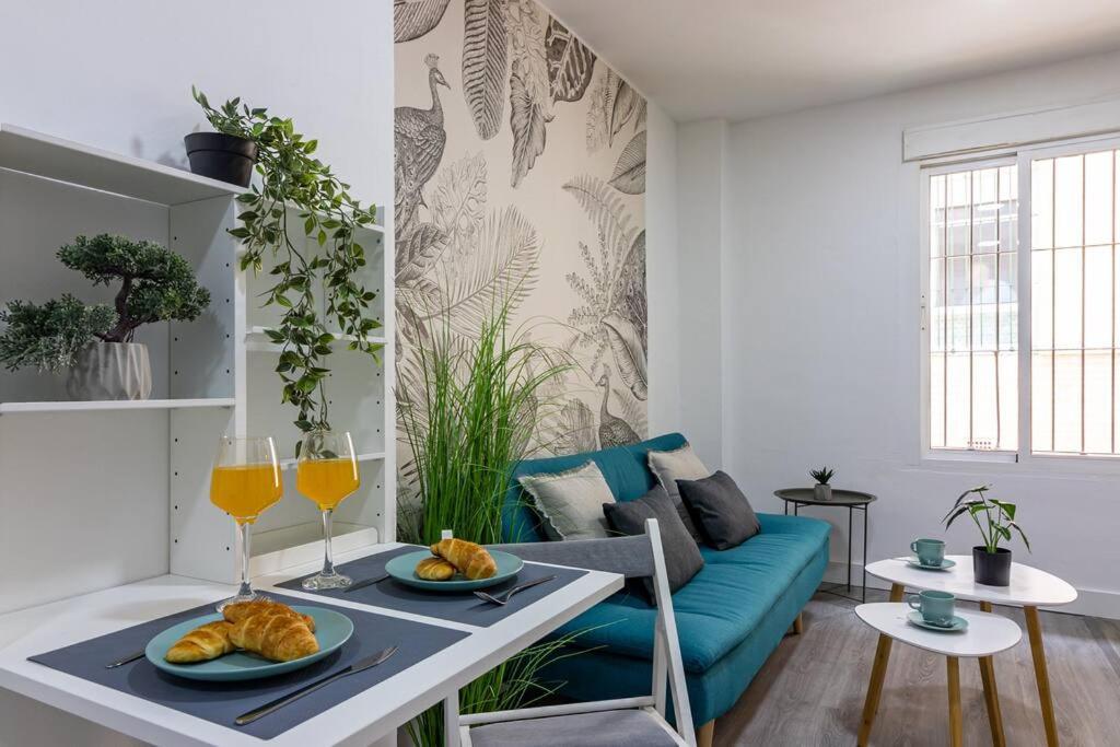 Churruca Apartments! Малага Екстериор снимка