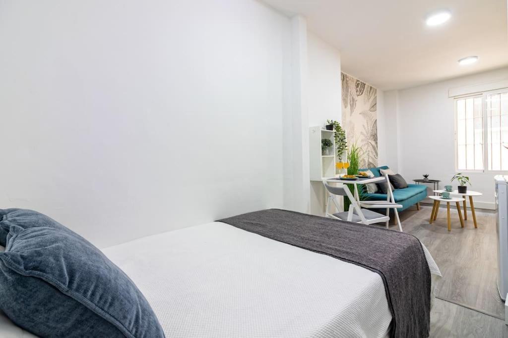 Churruca Apartments! Малага Екстериор снимка