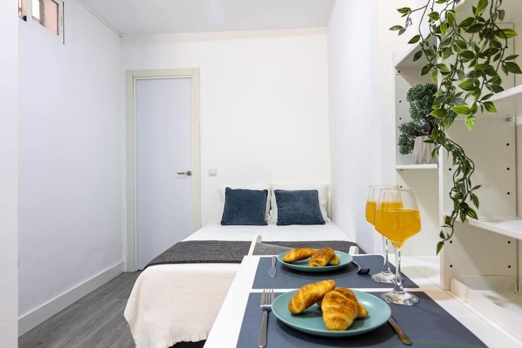 Churruca Apartments! Малага Екстериор снимка